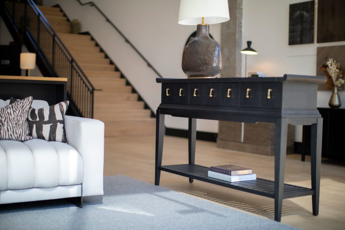 SR Interiors, HighEnd Furniture Store Sydney & Australia Online